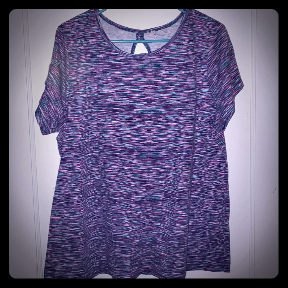 💘3 for $10💘 Women's Keyhole-back top